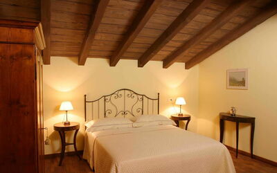 Double Room Moon