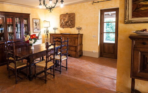 Orvieto 840: Zimmer, Möbel, Eigentum, Fussboden, Gebäude, Interior Design, Hartholz, Tabelle, Esszimmer, Flooring