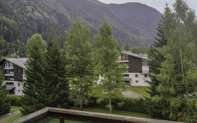 Les Contamines 300: Pflanze, Berg, Himmel, Fenster, Eigentum, Gebäude, Wolke, Baum, Haus, Natürliche Landschaft