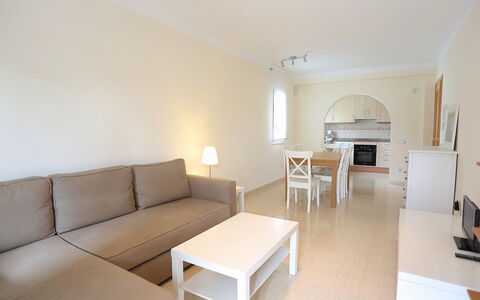 Jalisco de Los Monteros: Zimmer, Eigentum, Möbel, Gebäude, Interior Design, Fussboden, Wohnzimmer, Haus, Grundeigentum, Tabelle
