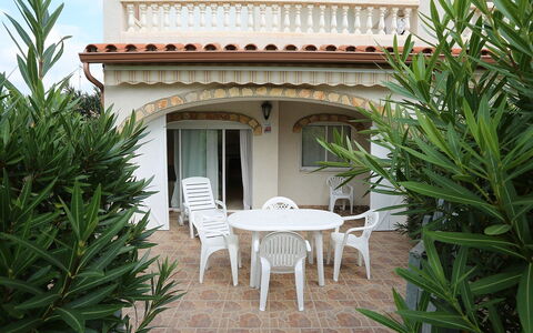 Jalisco de Los Monteros: Eigentum, Haus, Gebäude, Grundeigentum, Villa, Zuhause, Zimmer, Estate, Baum, Wohnung