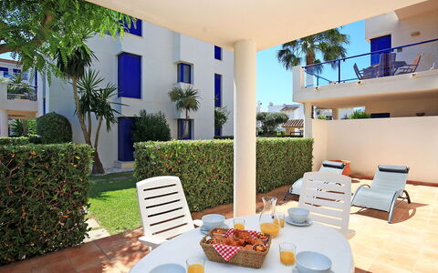 Alma del Sol: Eigentum, Gebäude, Zimmer, Haus, Interior Design, Grundeigentum, Zuhause, Wohnzimmer, Möbel, Wohnung