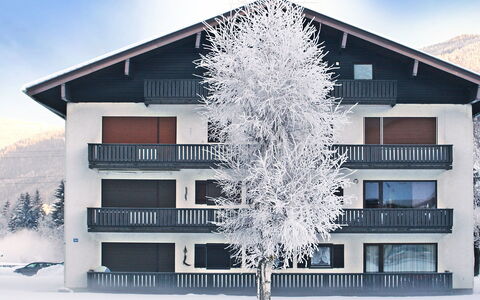 Flachau 5: Himmel, Daytime, Gebäude, Fotografieren, Wolke, Fenster, Schnee, Welt, Ast, Beleuchtung