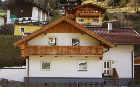 Haus Toferer: Haus, Eigentum, Gebäude, Dach, Zuhause, Die Architektur, Hütte, Grundeigentum, Holz, Fassade