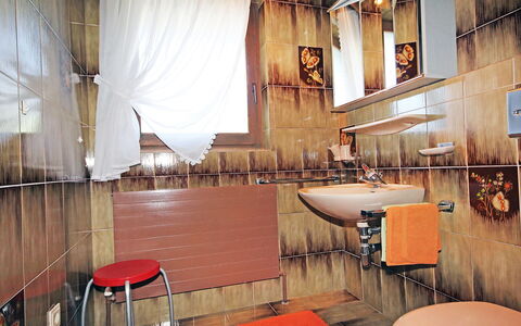 Matrei am Brenner 110: Interior Design, Zimmer, Gebäude, Eigentum, Möbel, Die Architektur, Wand, Tabelle, Restaurant, Fussboden