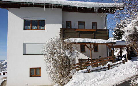 Straif: Schnee, Winter, Eigentum, Haus, Zuhause, Gebäude, Die Architektur, Einfrieren, Dach, Grundeigentum