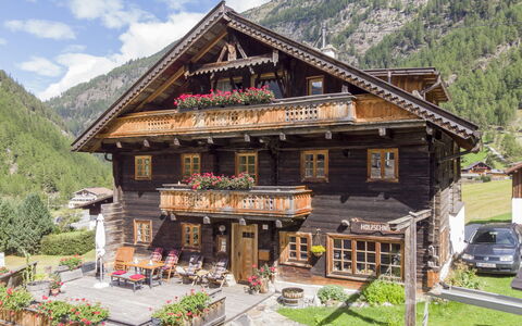 Sölden 200: Wolke, Pflanze, Berg, Fenster, Himmel, Gebäude, Haus, Baum, Holz