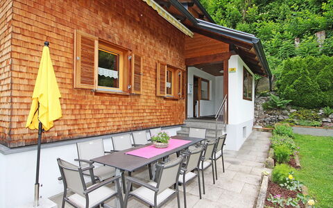 Josefine: Eigentum, Haus, Gebäude, Zimmer, Grundeigentum, Hütte, Zuhause, Tabelle, Möbel, Terrasse