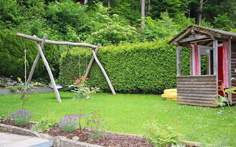 Josefine: Grün, Gras, Garten, Garten, Botanik, Haus, Strauch, Baum, Rasen, Landscaping