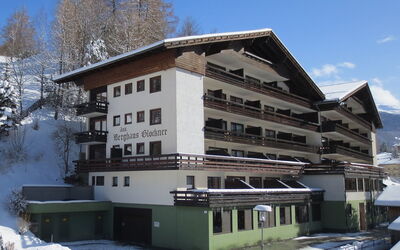 Heiligenblut 10: Himmel, Gebäude, Schnee, Eigentum, Fenster, Baum, Haus, Steigung, Wolke, Hütte
