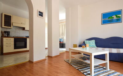 Mara 115.1: Couch, Möbel, Komfort, Holz, Die Architektur, Flooring, Wohnzimmer, Fussboden, Laminatboden, Halle
