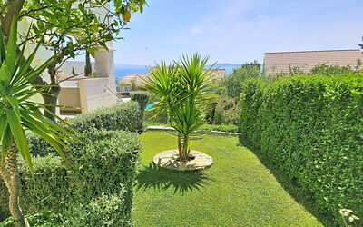 Trogir Okrug Gornji 330