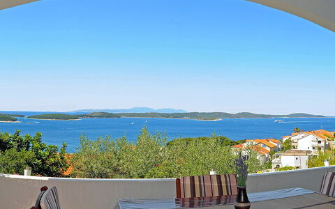 Hvar Hvar 100
