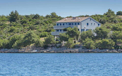 Hvar Kalober 800