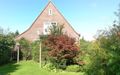 Kleen: Baum, Haus, Eigentum, Blatt, Die Architektur, Zuhause, Himmel, Botanik, Grundeigentum, Frühling