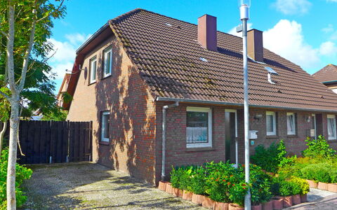 Strandwinkel: Pflanze, Himmel, Gebäude, Wolke, Eigentum, Fenster, Tür, Haus, Baum