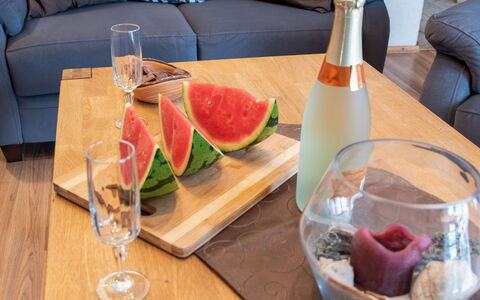 Norddeich 361: Essen, Geschirr, Tabelle, Obst, Zutat, Pflanze, Flasche, Trinken