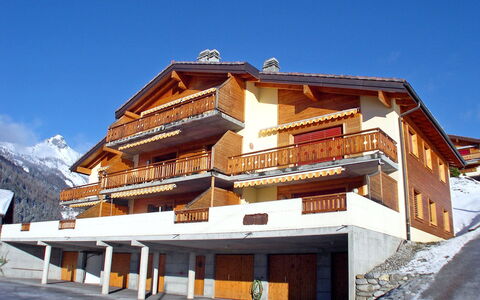 Ovronnaz 190: Eigentum, Haus, Winter, Die Architektur, Gebäude, Schnee, Grundeigentum, Himmel, Berg, Skiort