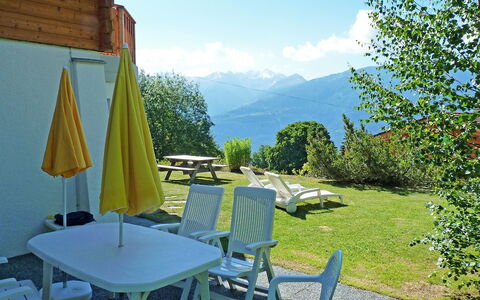 Six des Armailles: Eigentum, Hütte, Grundeigentum, Urlaub, Haus, Tabelle, Berg, Gebäude, Alpen, Gras