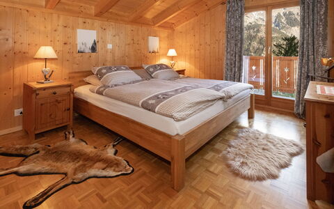 Ecureuil Noir: Holz, Interior Design, Möbel, Zuhause, Schlafzimmer, Bett, Hartholz, Holzbeize, Decke, Holzboden