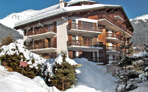 Verbier 582: Himmel, Schnee, Gebäude, Eigentum, Pflanze, Berg, Fenster, Steigung, Haus, Die Architektur