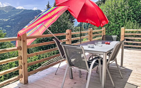 Château Lapin: Regenschirm, Gartenmöbel, Schatten, Tisch Im Freien, Balkon, Markise, Stuhl, Deck, Zimmerpflanze, Outdoor Struktur