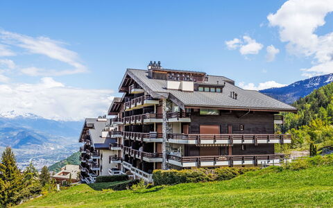 Nendaz 390: Zuhause, Bergstation, Wohnung, Balkon, Steigung, Gebirge, Bergdorf, Alpen, Hotel