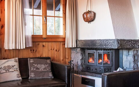 Magicien: Holz, Möbel, Interior Design, Wohnzimmer, Zimmer, Feuerstelle, Hartholz, Holzbeize, Holzofen