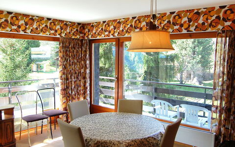 Panoramic G4: Zimmer, Interior Design, Eigentum, Fensterbehandlung, Möbel, Fenster Valance, Decke, Gebäude, Vorhang, Tabelle