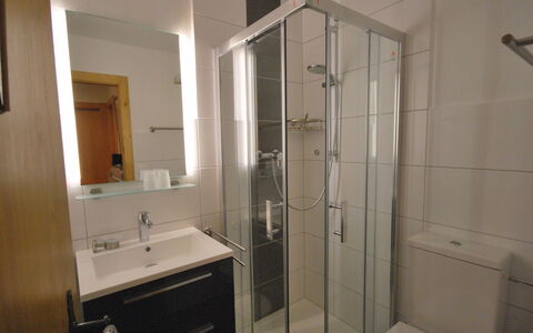 Les Bouillets: Eigentum, Badezimmer, Zimmer, Die Architektur, Gebäude, Haus, Interior Design, Armatur, Fliese, Grundeigentum