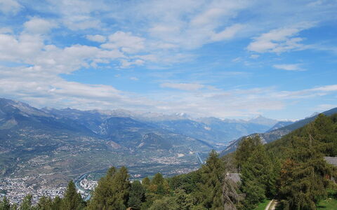 Bellevue l: Bergforms, Himmel, Berg, Gebirge, Bergstation, Hochland, Wolke, Wildnis, Alpen, Hügel
