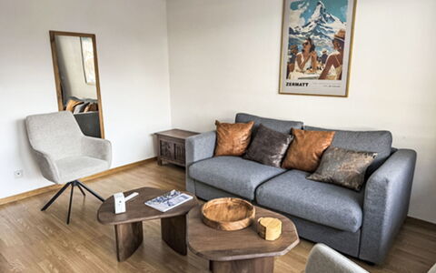 St. Pauli: Möbel, Interior Design, Flooring, Fussboden, Wand, Couch, Holz, Wohnzimmer, Zimmer, Zuhause