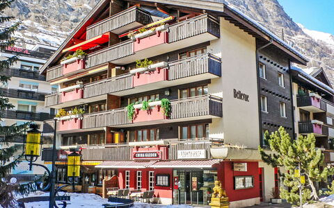 Zermatt 860: Wohnung, Familienauto, Kompaktwagen, Limousine, Balkon, Alpen, Hotel
