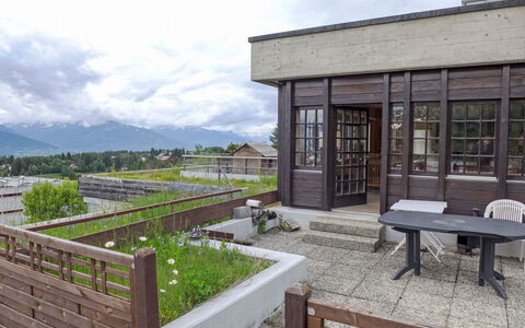 Crans-Montana 180: Holz, Wohngebiet, Urban Design, Verbundwerkstoff, Wohnung, Ground, Garten, Estate, Beton, Hartholz