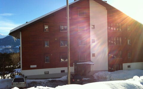 San Giorgio a 12: Himmel, Eigentum, Haus, Zuhause, Schnee, Winter, Gebäude, Grundeigentum, Die Architektur, Berg