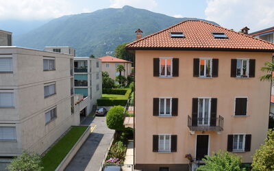 Ascona 100: Wohngebiet, Eigentum, Gebäude, Haus, Nachbarschaft, Wohnung, Zuhause, Die Architektur, Grundeigentum, \Stadt