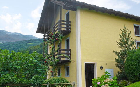 Nelly: Eigentum, Haus, Gebäude, Hütte, Grundeigentum, Die Architektur, Fassade, Zuhause, Ländliches Gebiet, Baum