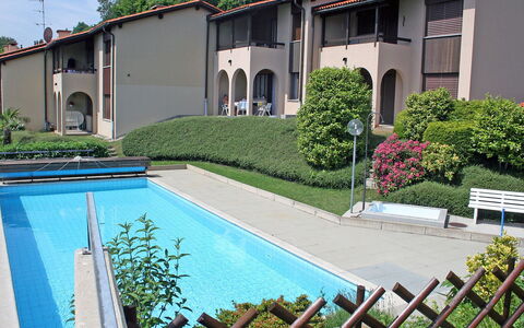 Bellavista Erika 19: Eigentum, Haus, Schwimmbad, Grundeigentum, Gebäude, Wohngebiet, Zuhause, Villa, Baum, Urlaub