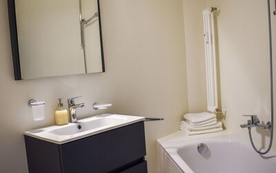 Unterkunft:&nbsp;Residenza Monte Bré - Apt.204 Haus2 102.7