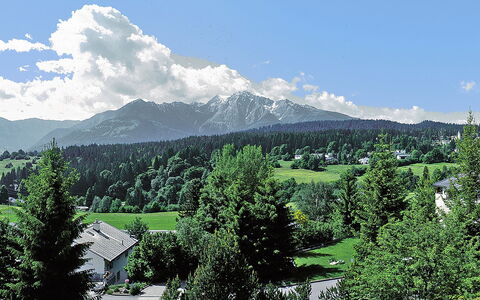 Flims 200: Gebäude, Daytime, Wohnung, Stadt, Wohngebiet, Nachbarschaft, Eigentumswohnung, Urban Design, Mischnutzung