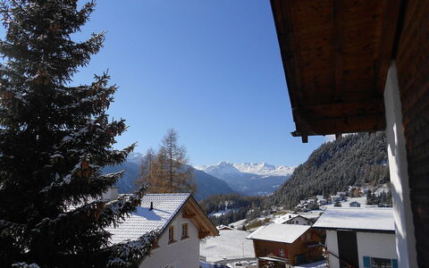 Haus Murena: Schnee, Winter, Himmel, Berg, Eigentum, Baum, Alpen, Bergstation, Gebirge, Dach