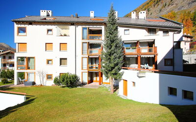 Pontresina 170: Eigentum, Gebäude, Haus, Wohngebiet, Zuhause, Grundeigentum, Wohnung, \Stadt, Die Architektur, Fassade