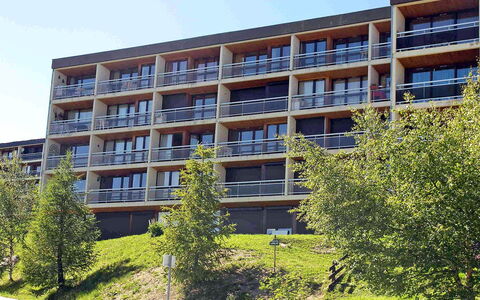 Cote Louve: Wohngebiet, Gebäude, Die Architektur, Eigentum, Wohnung, Mischnutzung, Nachbarschaft, Eigentumswohnung, Grundeigentum, Fassade