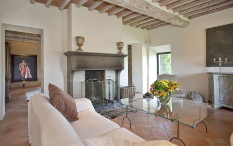 La Maccinaia 14: Eigentum, Zimmer, Wohnzimmer, Möbel, Gebäude, Interior Design, Decke, Haus, Grundeigentum, Fussboden