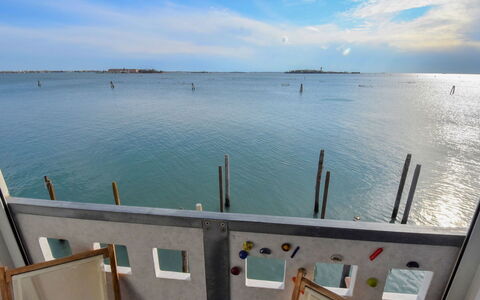 Venezia Giudecca 830: Wasser, Himmel, Wolke, Eigentum, Azurblau, See, Horizont, Wasserweg