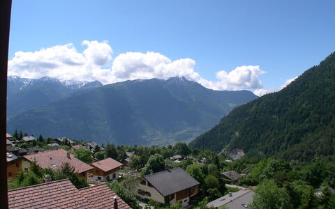 Hauts de Morthey No 33: Bergforms, Berg, Bergstation, Himmel, Gebirge, Hochland, Wolke, Bergdorf, Hügel, Alpen