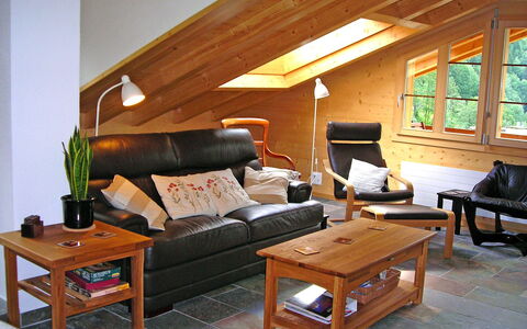 Chalet Pfingsteggblick: Zimmer, Wohnzimmer, Möbel, Interior Design, Eigentum, Tabelle, Gebäude, Hartholz, Kaffetisch, Fussboden