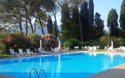 Residenza del Pascià: Schwimmbad, Eigentum, Freizeit, Resort, Urlaub, Wasser, Ferienort, Grundeigentum, Gebäude, Baum