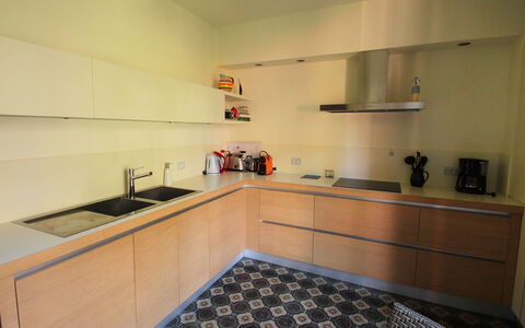 Residenza del Pascià: Eigentum, Zimmer, Möbel, Küche, Interior Design, Fussboden, Gebäude, Cabinetry, Fliese, Countertop