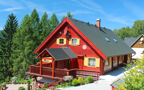 Tanvald 10: Möbel, Meer, Stuhl, Schatten, Balkon, Gartenmöbel, Eco Hotel, Küste, Deck, Holzbeize